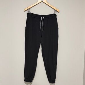 Vuori Black Joggers with Gray Drawstring